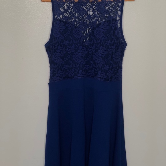 DONATED - Picture 2 of 3